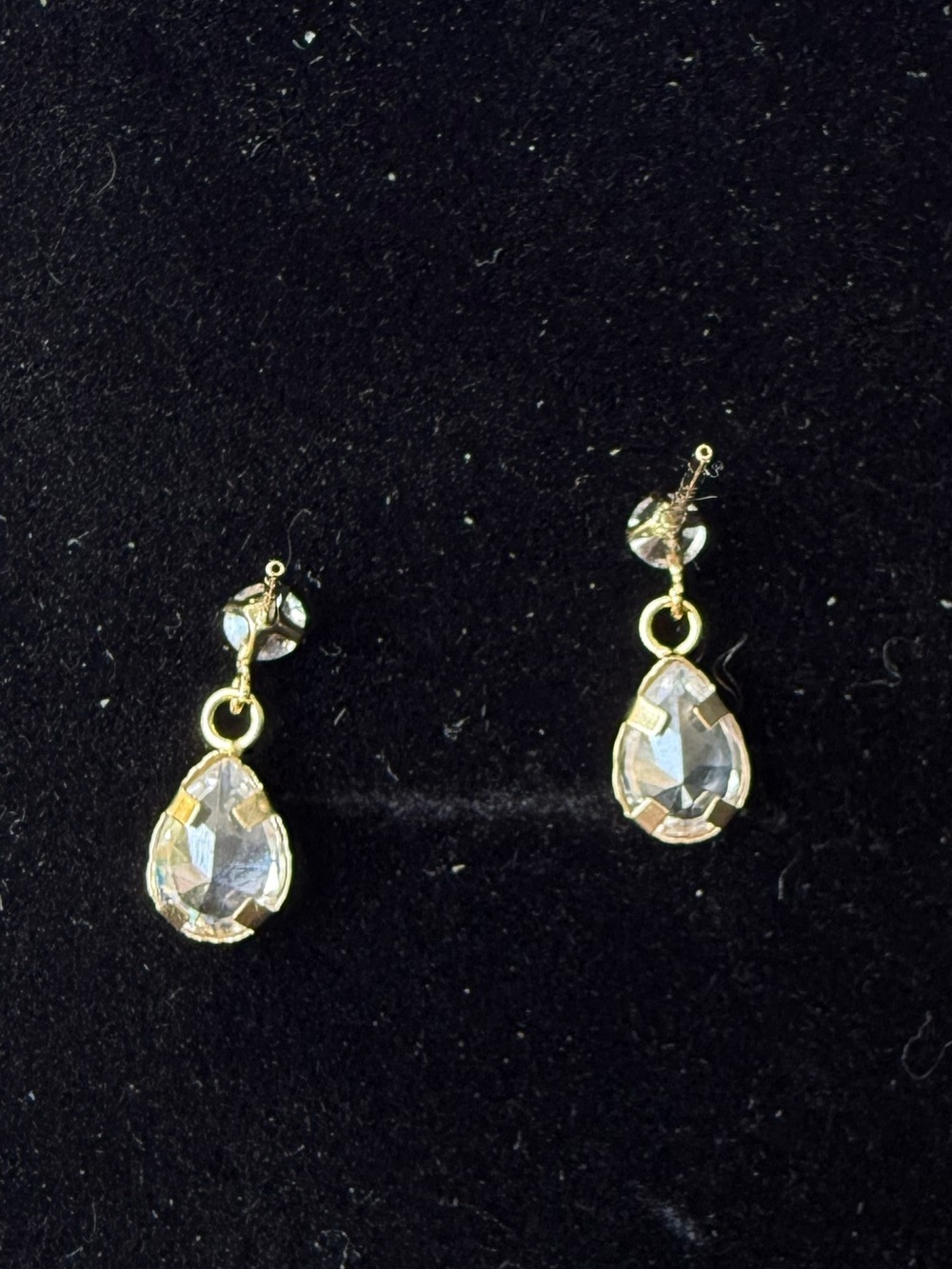 NWT Solid 14k Gold Teardrop Dangle Earrings with Clear Stones - Picture 3 of 6